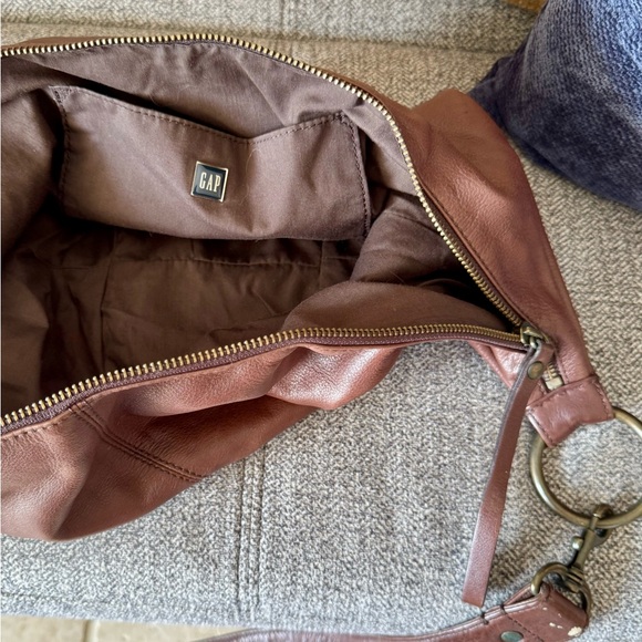 GAP Chocolate Leather Sling - Picture 7 of 10